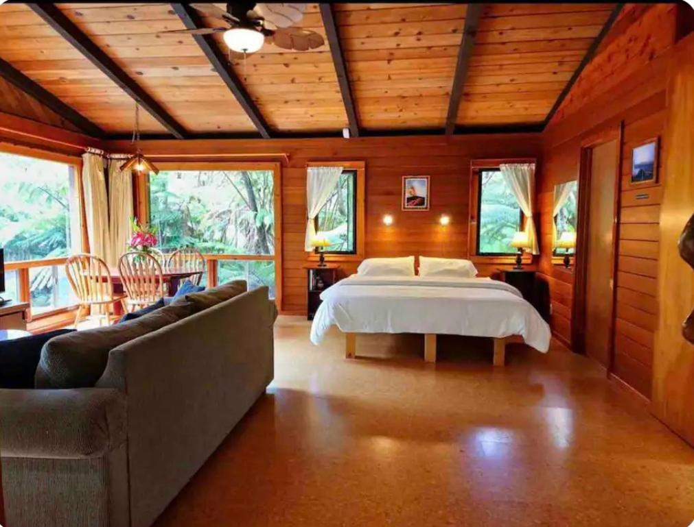 The Pacifica Inn Volcano Esterno foto
