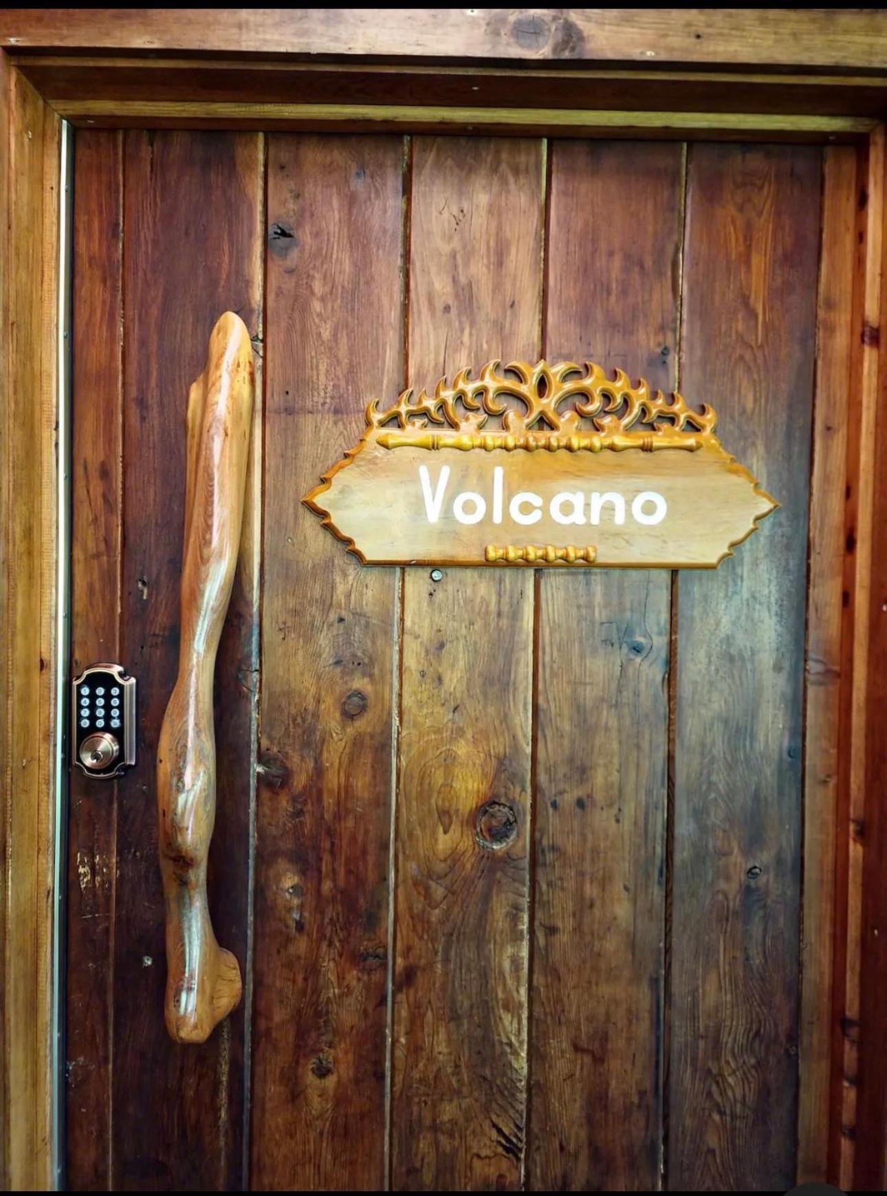 The Pacifica Inn Volcano Esterno foto